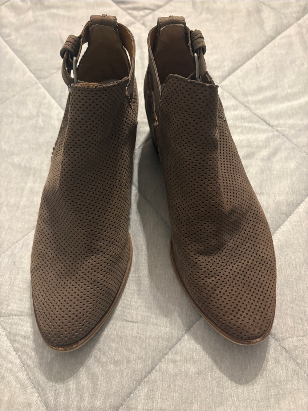 Dolce Vita Perforated Suede Booties Taupe Brown Ankle Boots 8.5